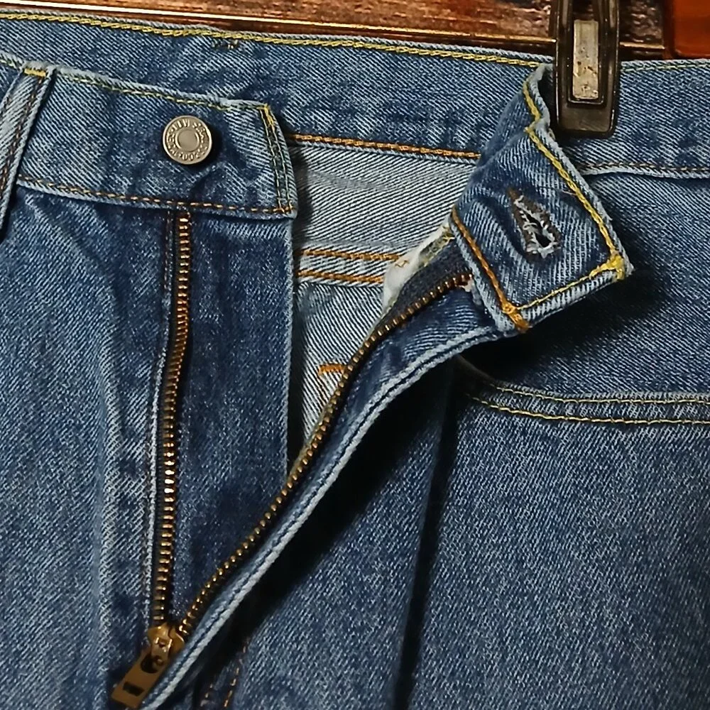 Levis 505 Jeans Mens 32X31 Straight Fit Blue Stonewashed Denim 100% Cotton